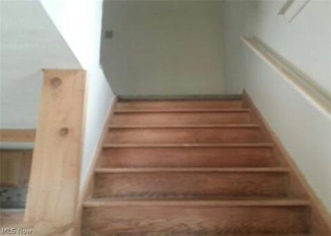 82 Henigan Avenue Barberton OH 44203