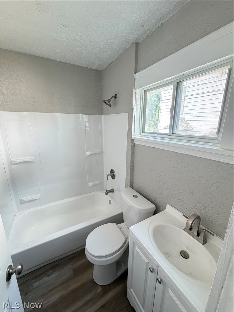 13302 Durkee Avenue Cleveland OH 44105