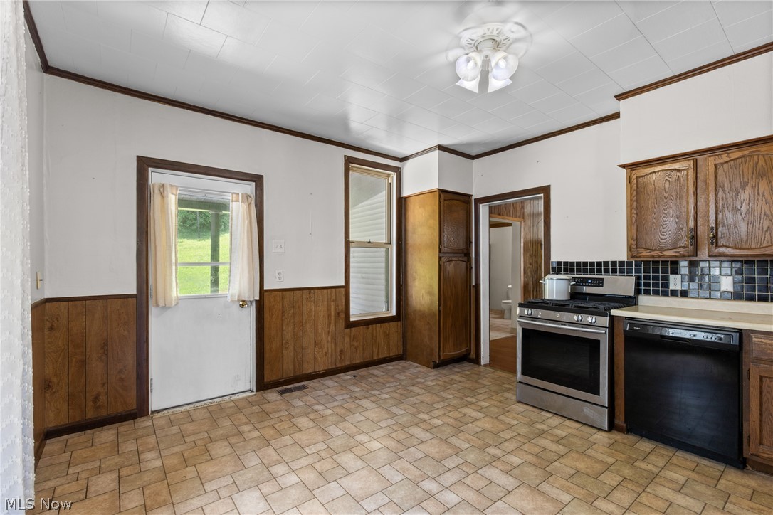 415 Whitely Street Bridgeport OH 43912