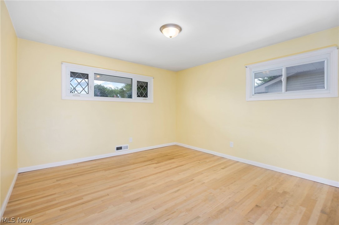 6904 Reid Drive Parma Heights OH 44130