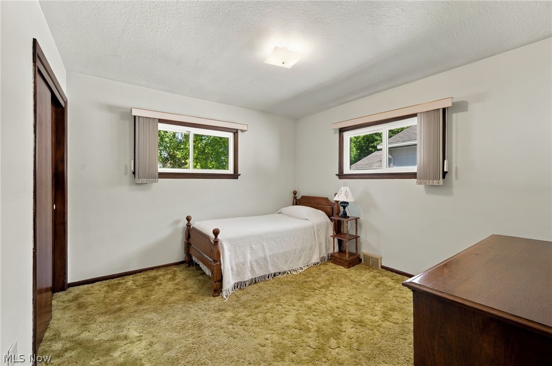 1578 Chelmsford Road Mayfield Heights OH 44124