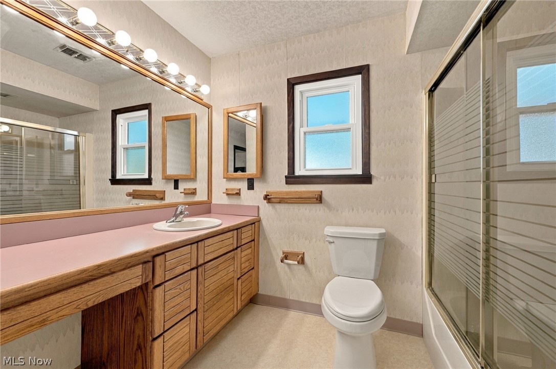 1578 Chelmsford Road Mayfield Heights OH 44124