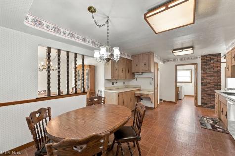 1578 Chelmsford Road Mayfield Heights OH 44124