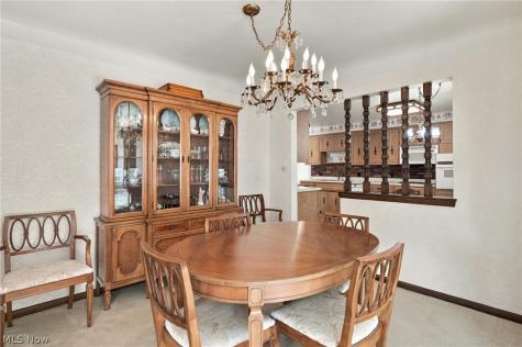 1578 Chelmsford Road Mayfield Heights OH 44124