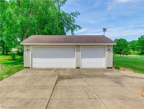 623 W Steels Corners Road Cuyahoga Falls OH 44223