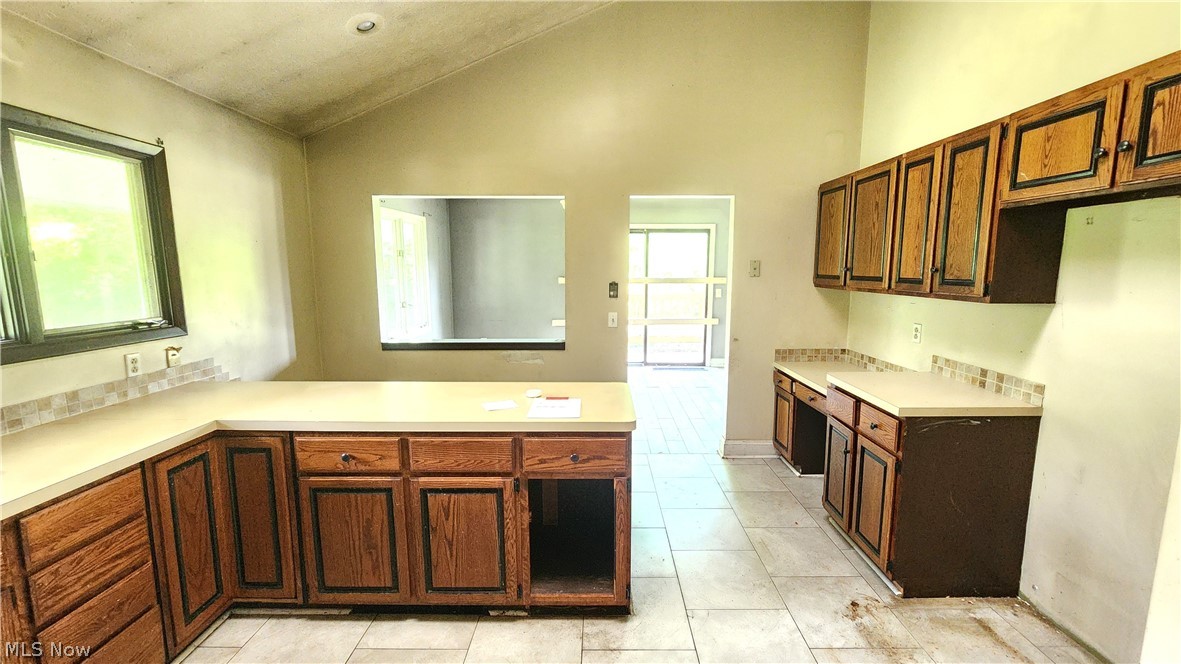 17866 Leggett Road Montville OH 44064