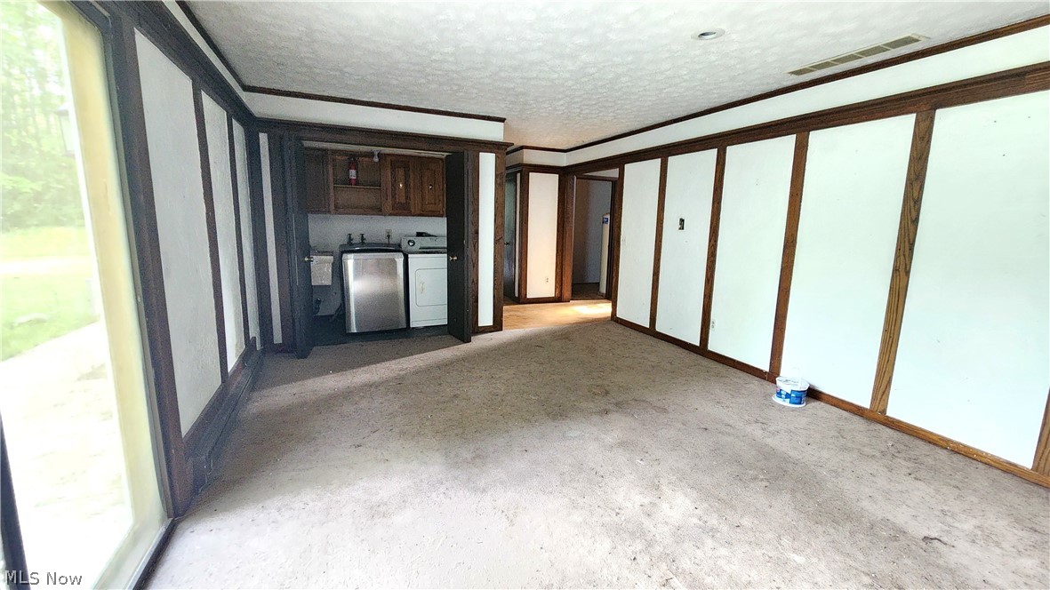 17866 Leggett Road Montville OH 44064