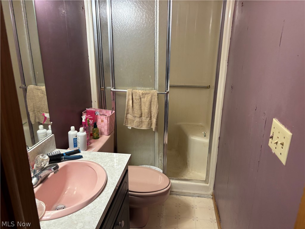8854 1st Street NE Mineral City OH 44656