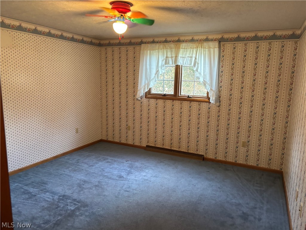 8854 1st Street NE Mineral City OH 44656