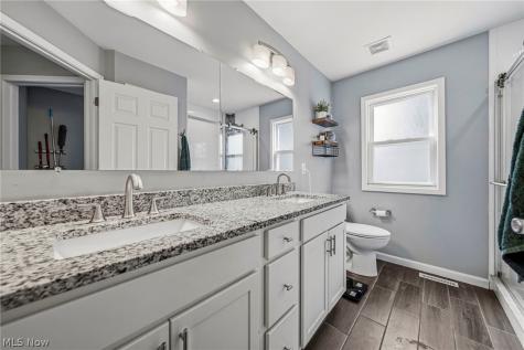 638 Pendley Road Willowick OH 44095