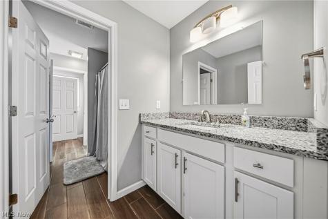 638 Pendley Road Willowick OH 44095