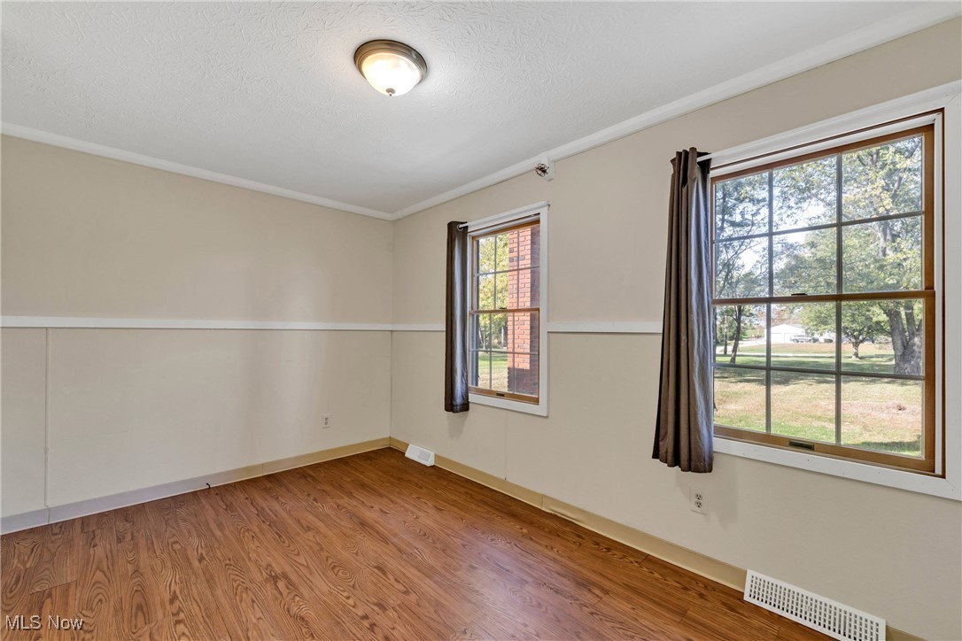 16519 Albion Road Strongsville OH 44136