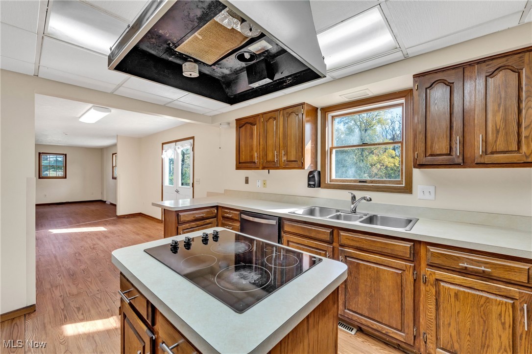 16519 Albion Road Strongsville OH 44136