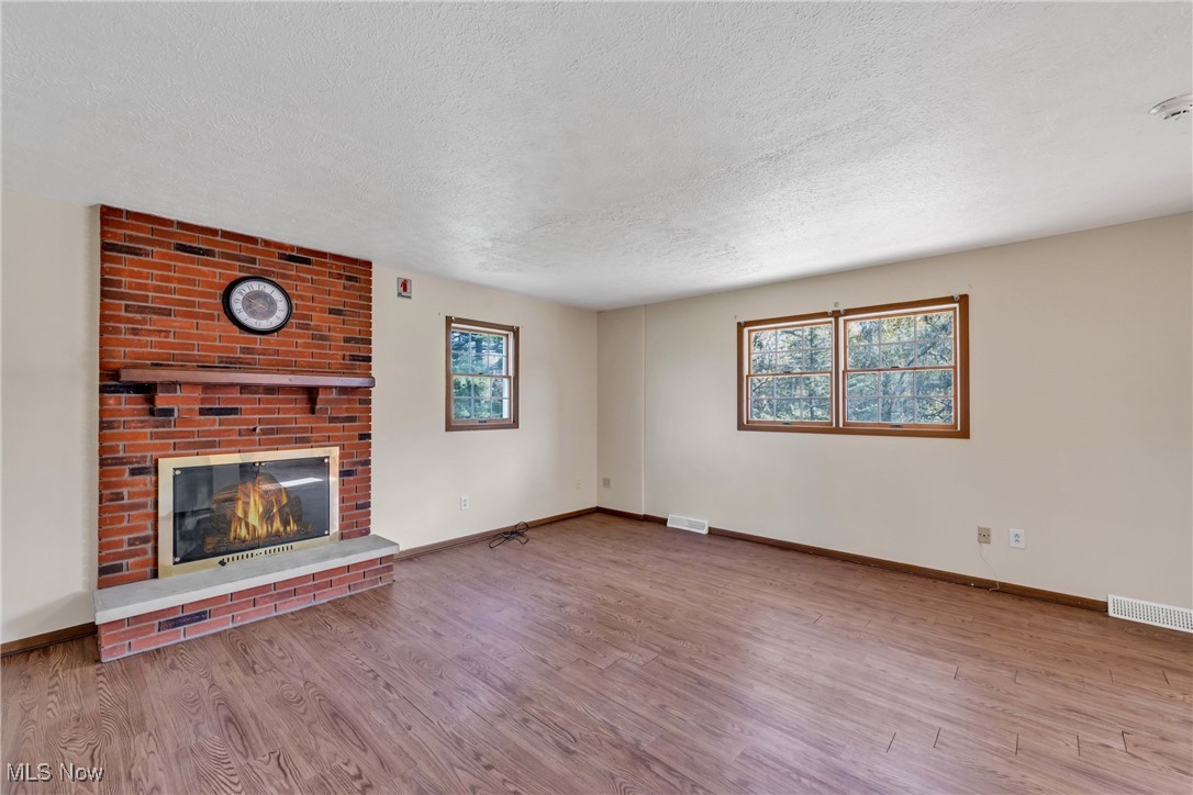 16519 Albion Road Strongsville OH 44136