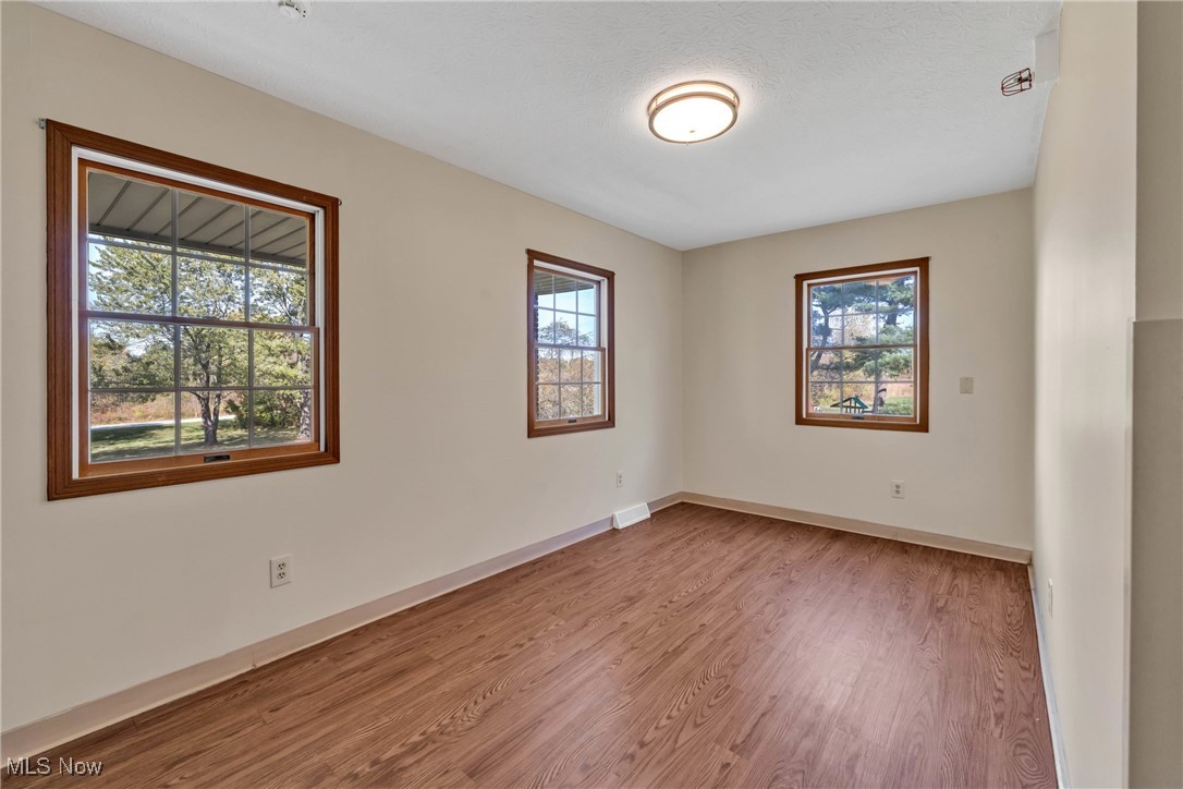 16519 Albion Road Strongsville OH 44136