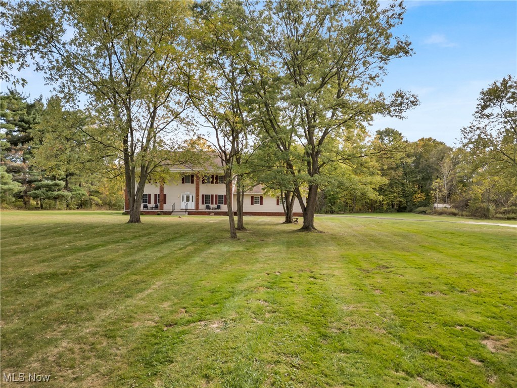 16519 Albion Road Strongsville OH 44136