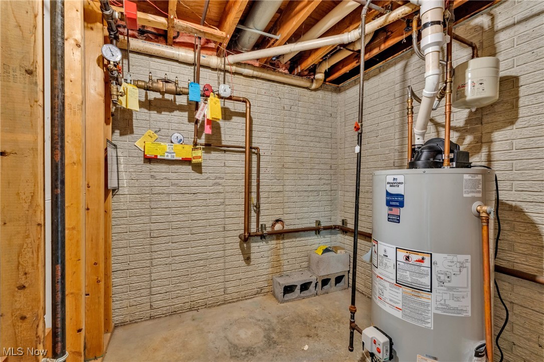 16519 Albion Road Strongsville OH 44136