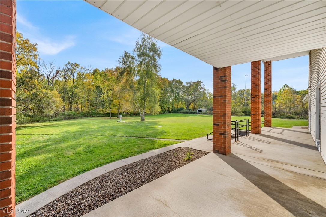 16519 Albion Road Strongsville OH 44136