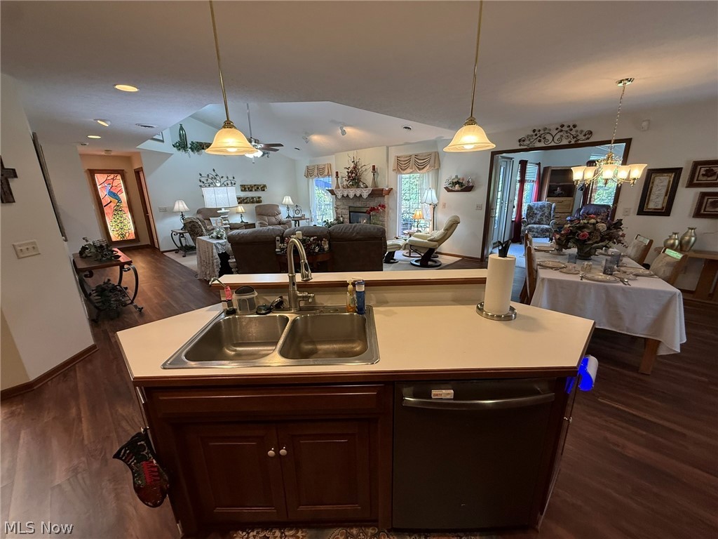 725 Dale Avenue NW Strasburg OH 44680