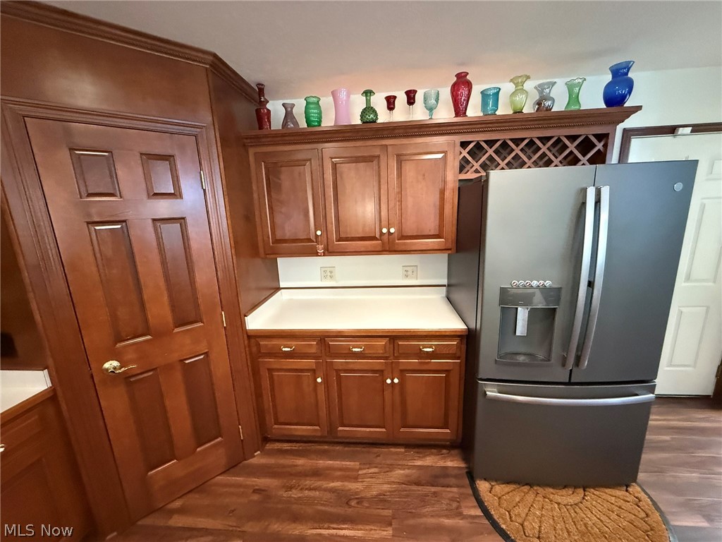 725 Dale Avenue NW Strasburg OH 44680