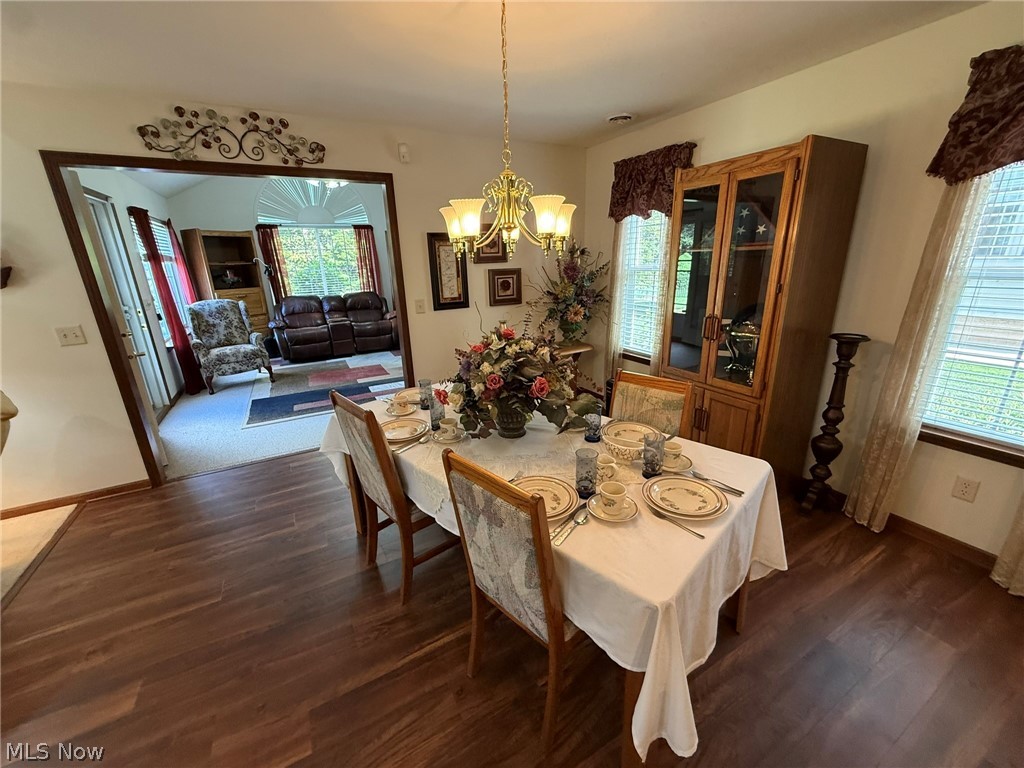 725 Dale Avenue NW Strasburg OH 44680