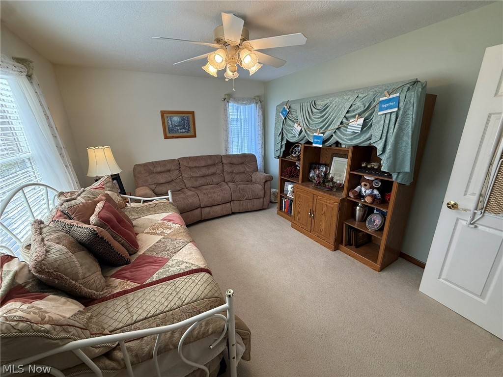 725 Dale Avenue NW Strasburg OH 44680