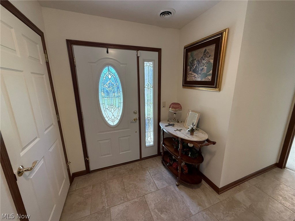 725 Dale Avenue NW Strasburg OH 44680