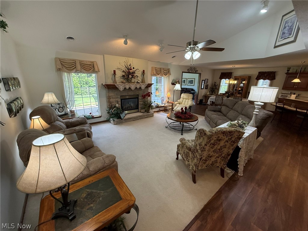 725 Dale Avenue NW Strasburg OH 44680