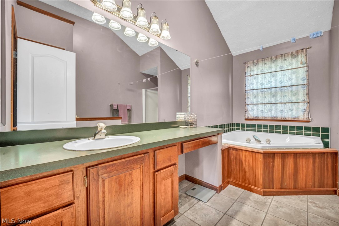 1138 Middlefield Trail Brunswick OH 44212