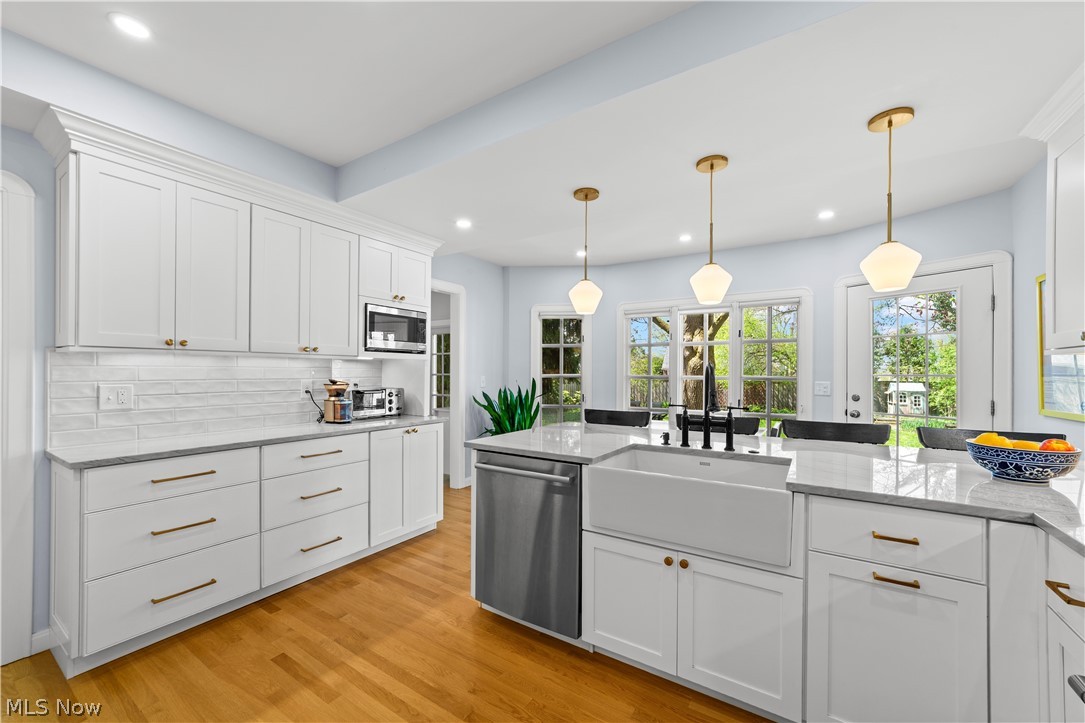 2674 Cranlyn Road Shaker Heights OH 44122