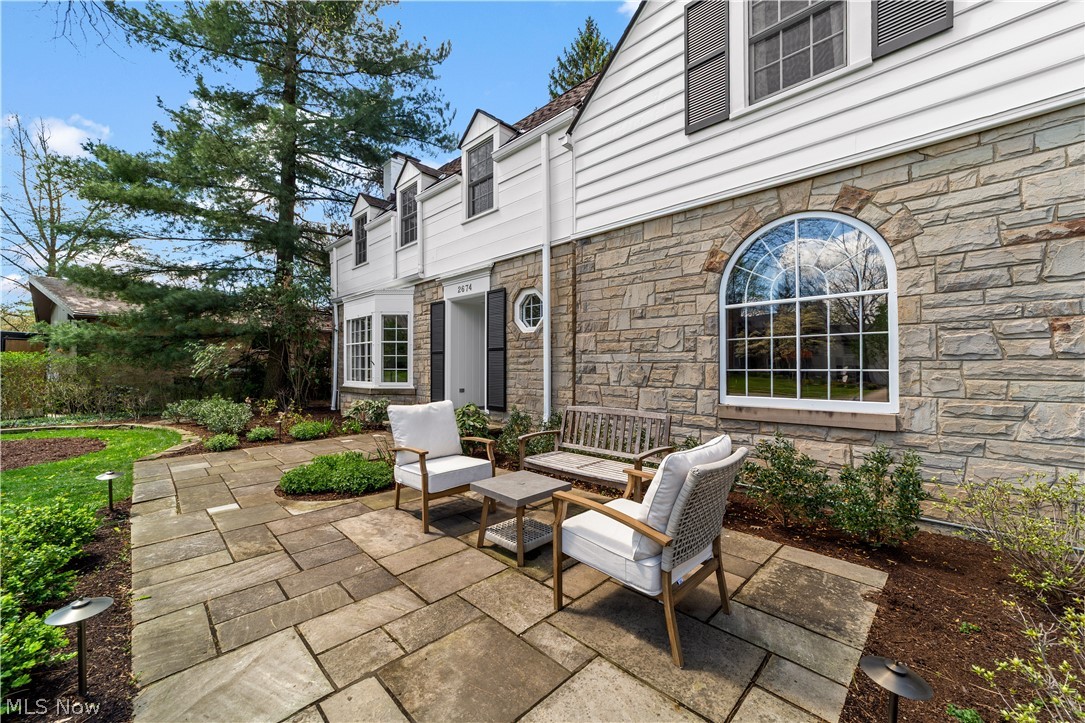 2674 Cranlyn Road Shaker Heights OH 44122