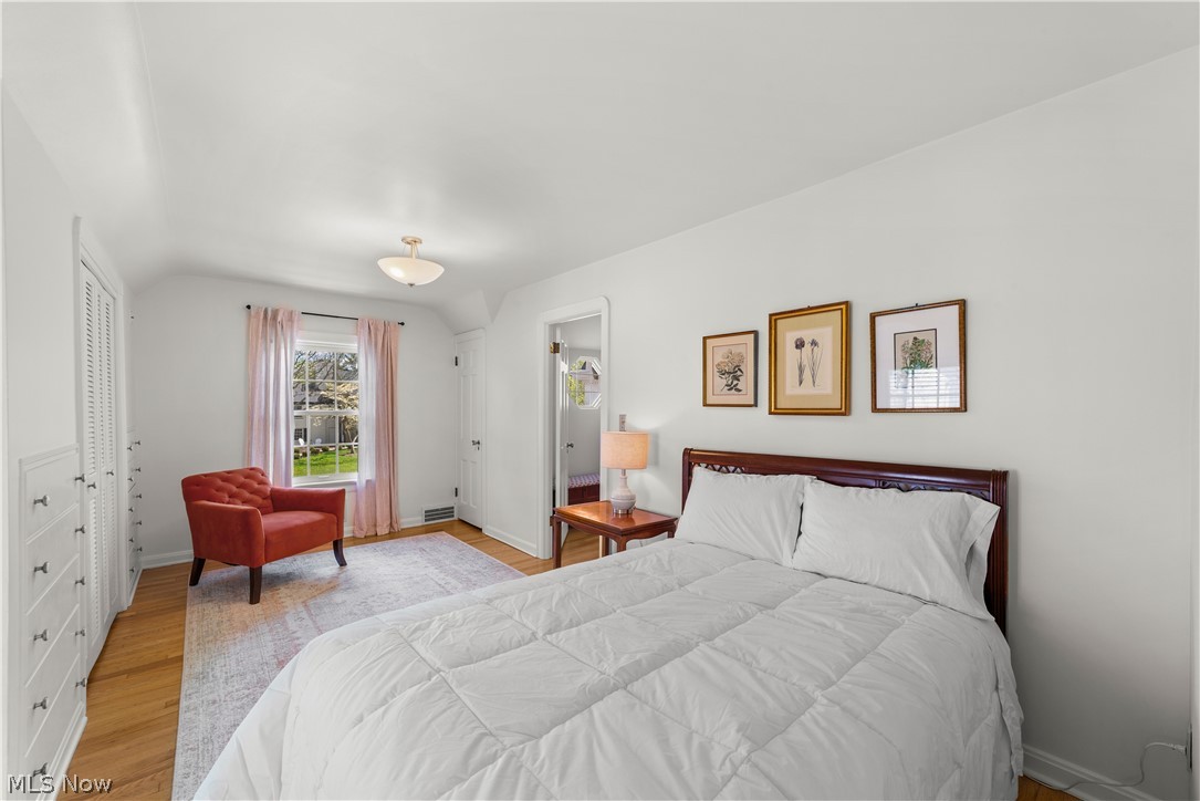 2674 Cranlyn Road Shaker Heights OH 44122