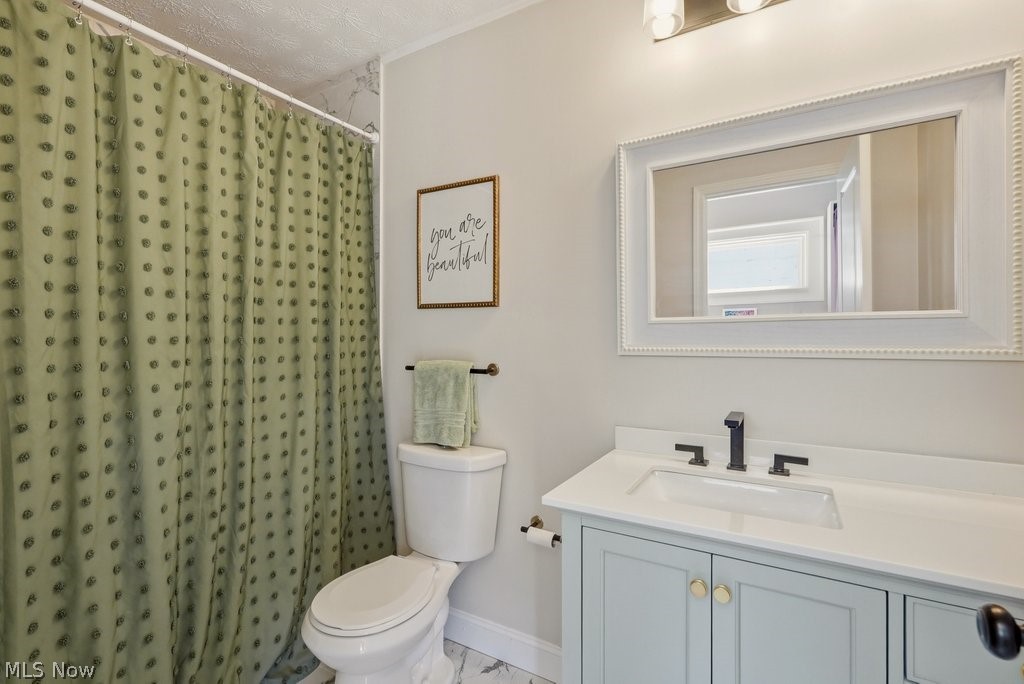 1494 Lincoln Avenue Lakewood OH 44107