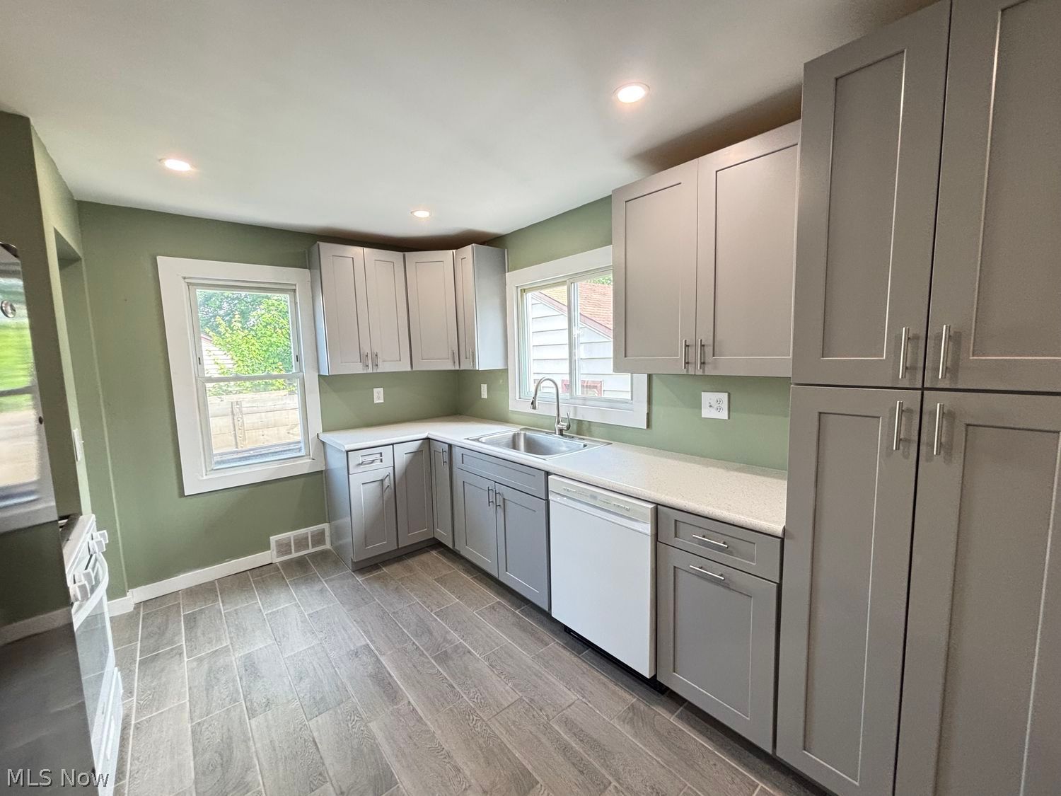 453 Manchester Avenue Youngstown OH 44509