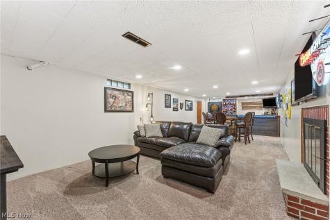 3941 Grace Drive Kent OH 44240
