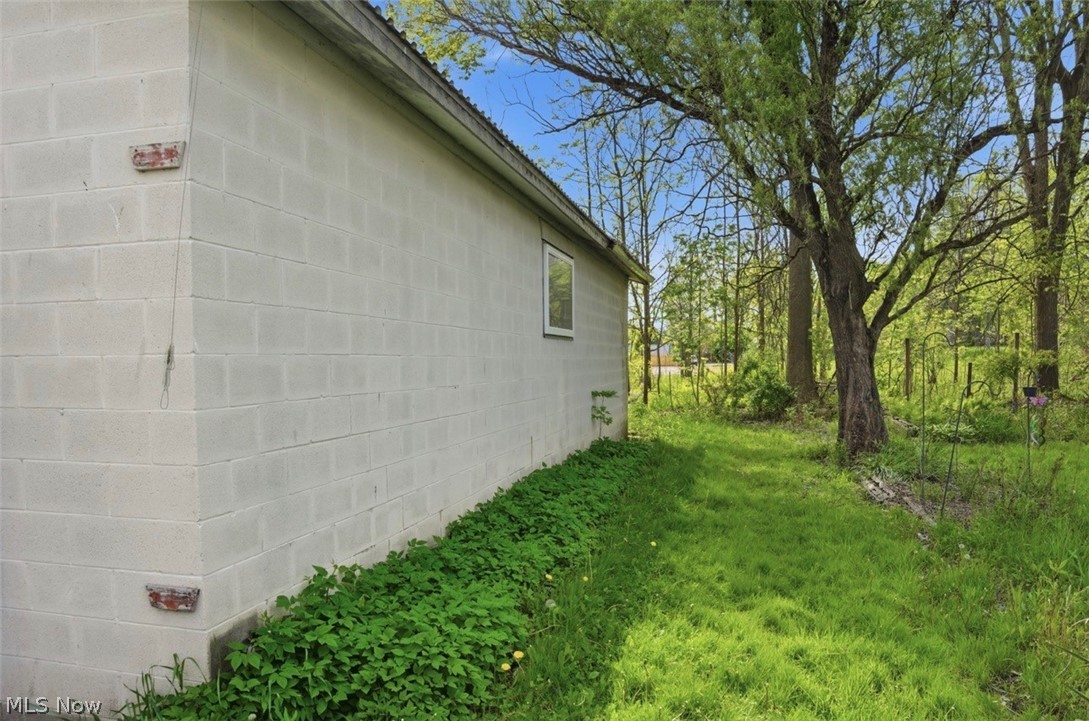 141 Austin Avenue NW Warren OH 44485