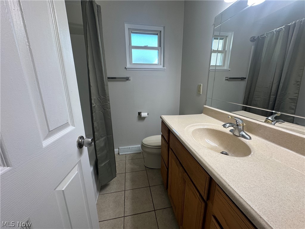 483 Myra Drive Chardon OH 44024