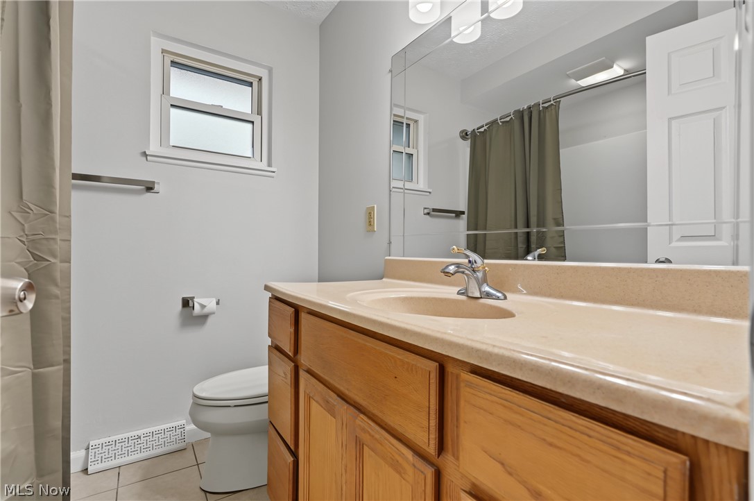 483 Myra Drive Chardon OH 44024