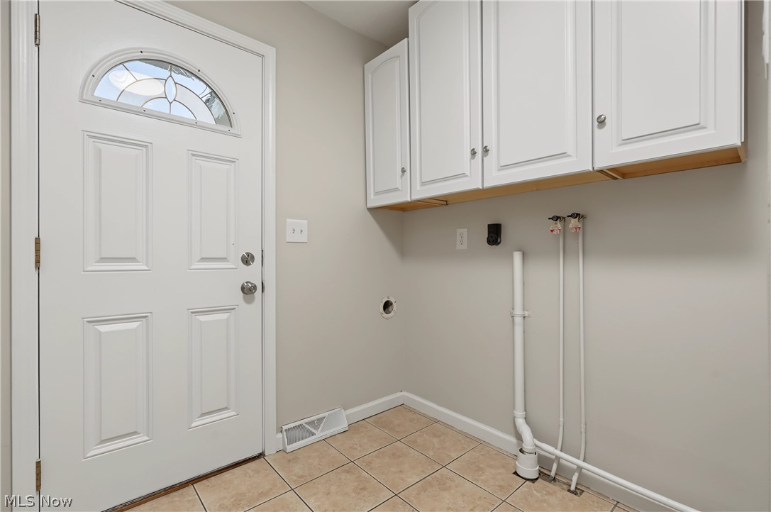 483 Myra Drive Chardon OH 44024