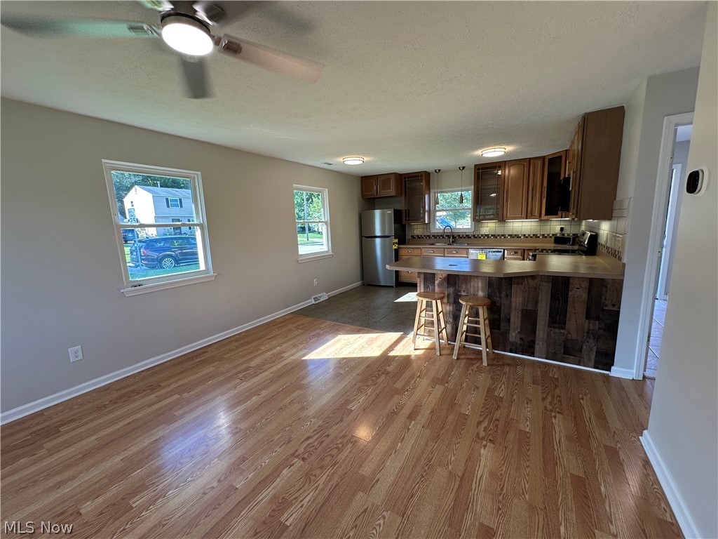 483 Myra Drive Chardon OH 44024
