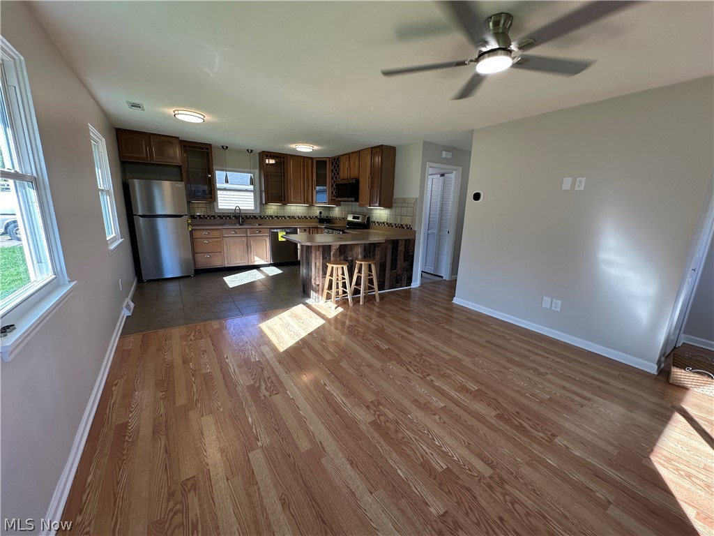483 Myra Drive Chardon OH 44024