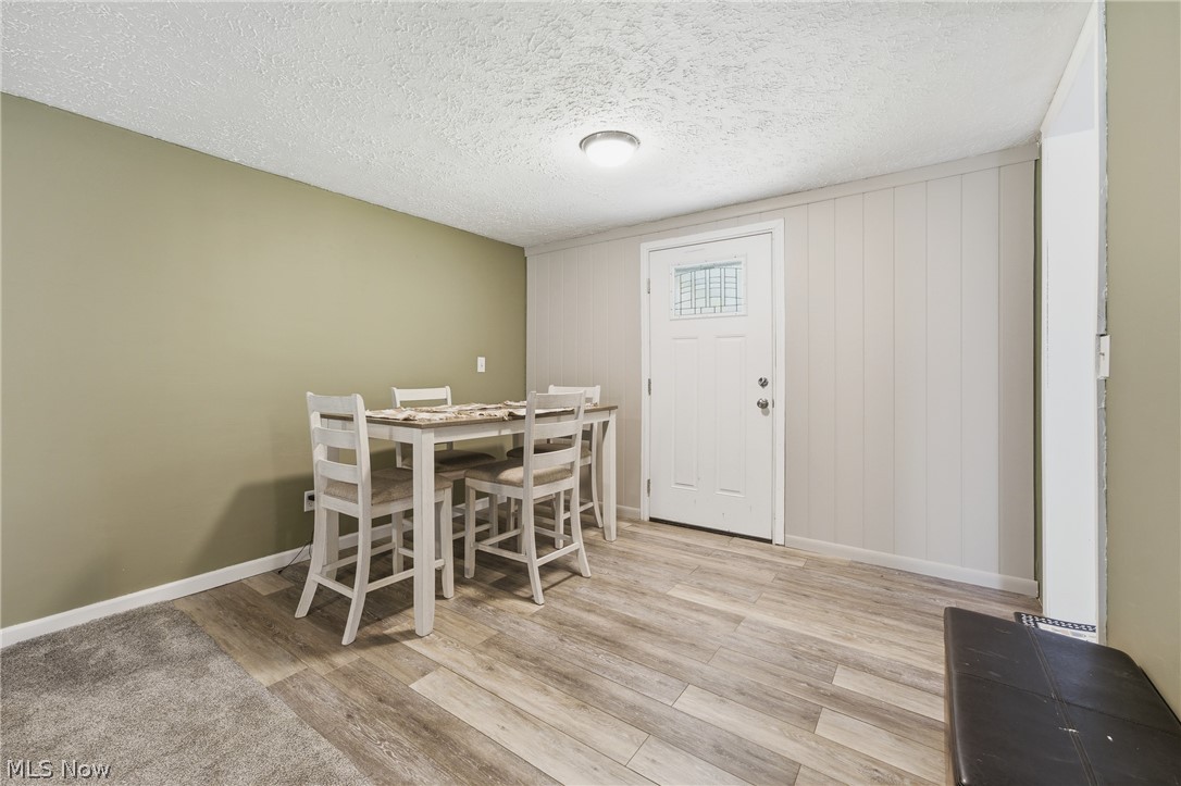 549 Mohican Street NE Brewster OH 44613
