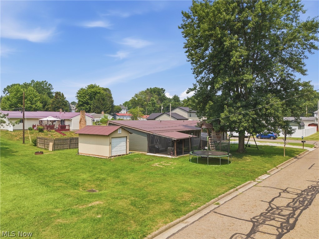 549 Mohican Street NE Brewster OH 44613