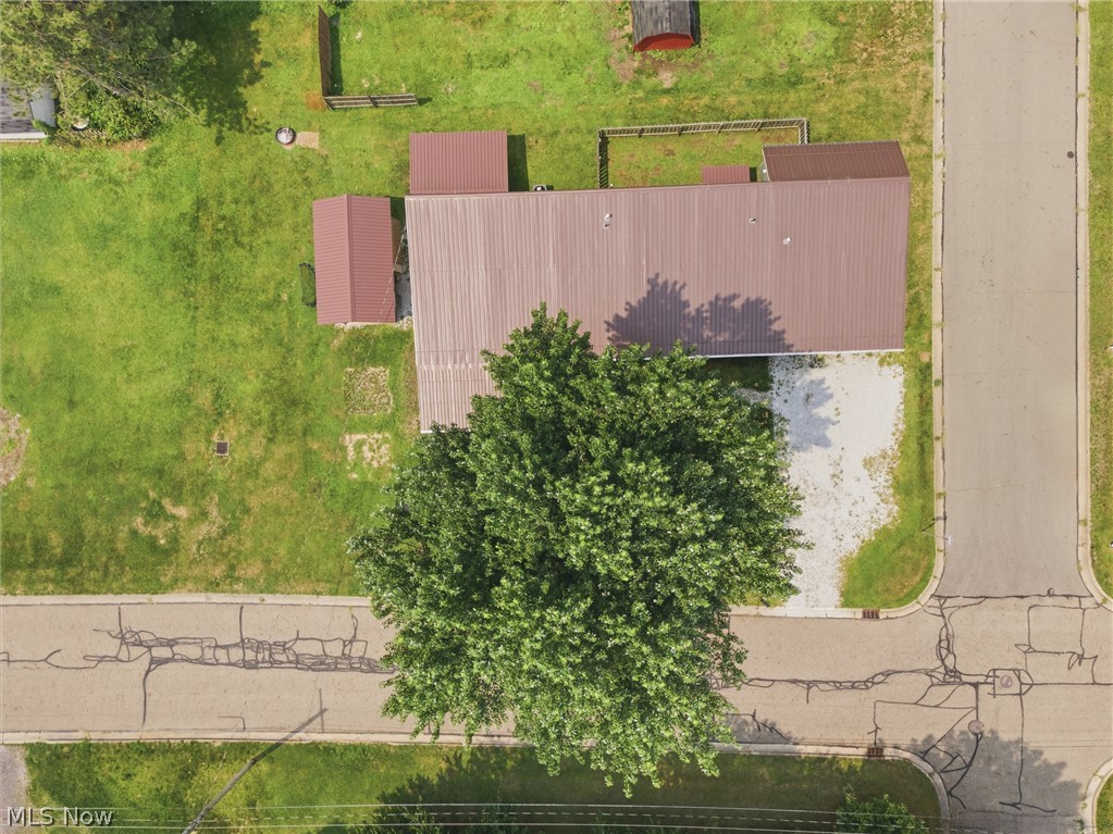 549 Mohican Street NE Brewster OH 44613