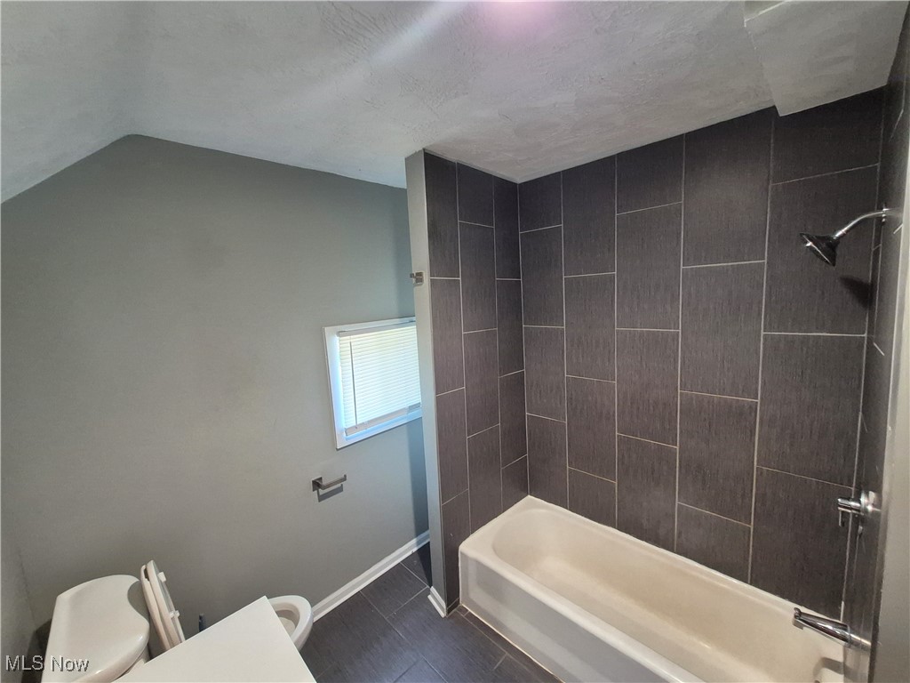 223 W 16th Street Lorain OH 44052