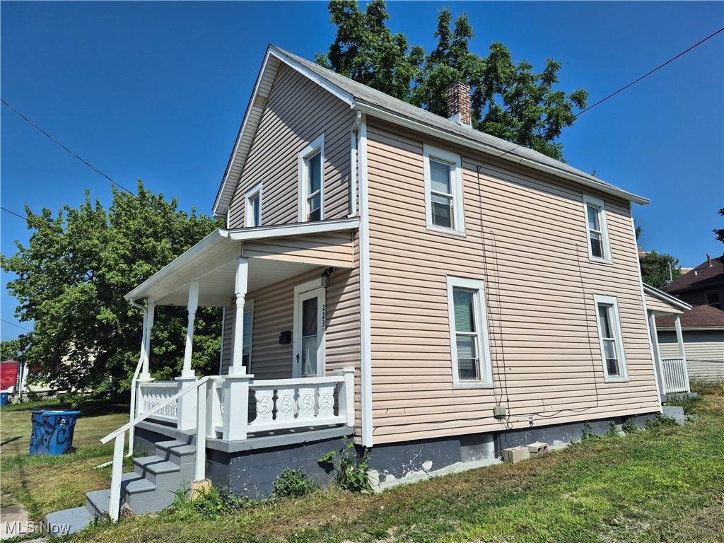 223 W 16th Street Lorain OH 44052