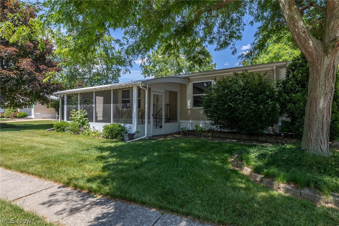 81 Periwinkle Drive Olmsted Twp OH 44138
