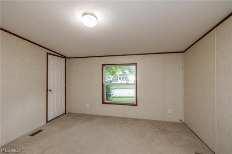 81 Periwinkle Drive Olmsted Twp OH 44138