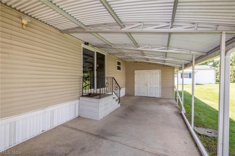 81 Periwinkle Drive Olmsted Twp OH 44138
