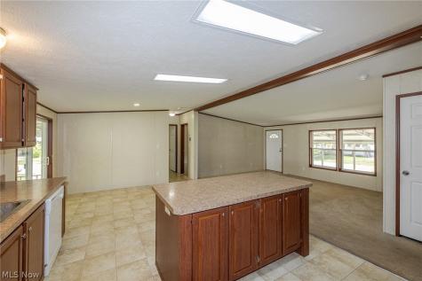 81 Periwinkle Drive Olmsted Twp OH 44138
